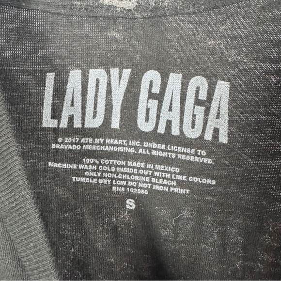 Lady Gaga 2017 Joanne Concert T-Shirt Size Small - Picture 3 of 6